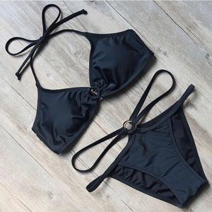 Black bikini